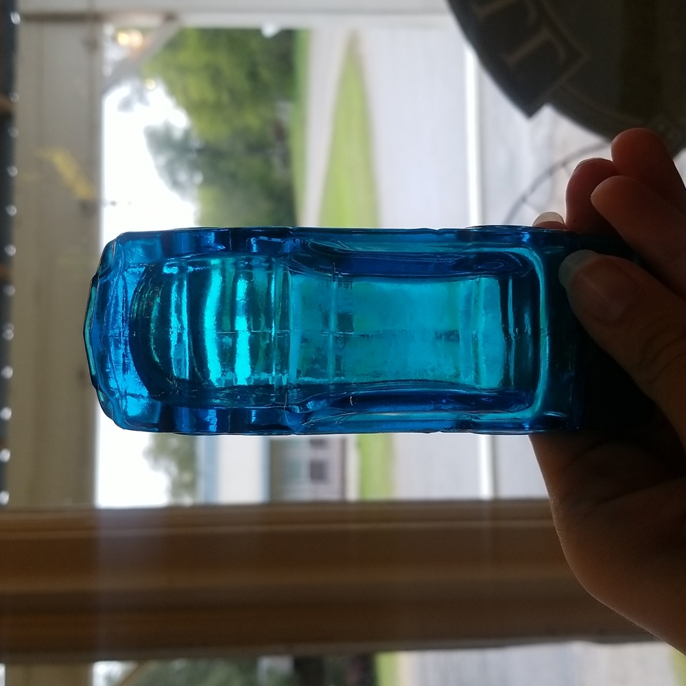 Vintage Avon 1964 Ford Mustang Blue Car Aftershave Bottle - Picture 11 of 12